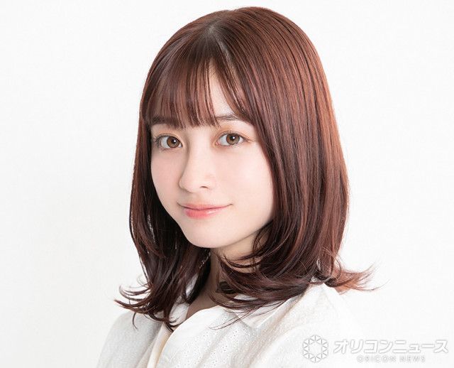 橋本環奈、私服グッズ解禁で反響 「え!!!!まじか!!」「私服なの