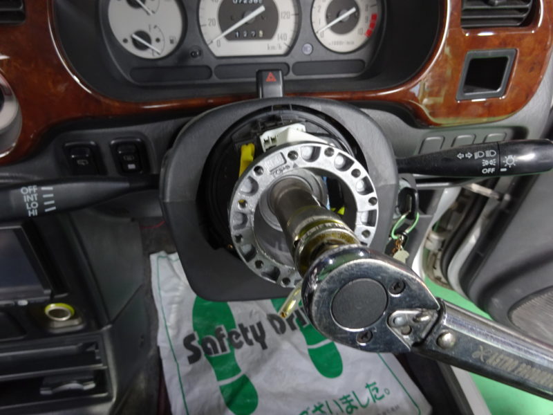 L700ミラジーノのウッドステアリングおすすめ4選【取替え手順も詳しく