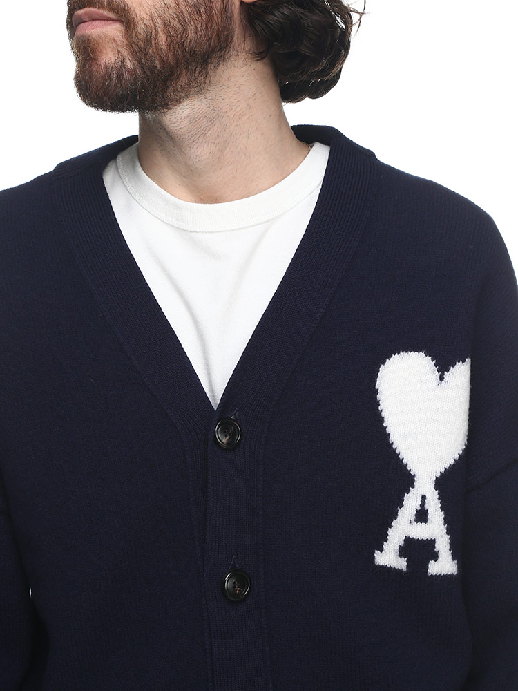 AMI PARIS (アミパリス) 胸ロゴ ニット カーディガン Ami de Coeur