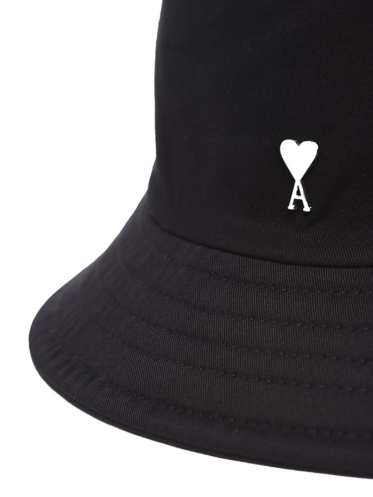 AMI PARIS (アミパリス ) ワンポイント スタッズ バケットハット