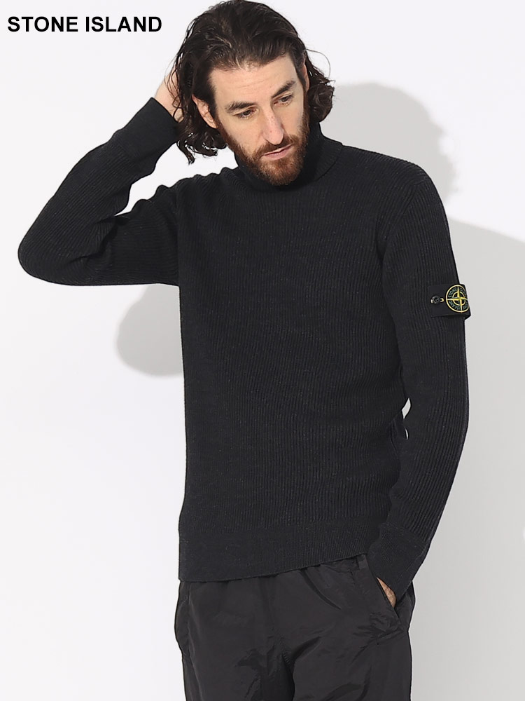 STONE ISLAND (ストーンアイランド) 袖ロゴ タートルネック リブニット