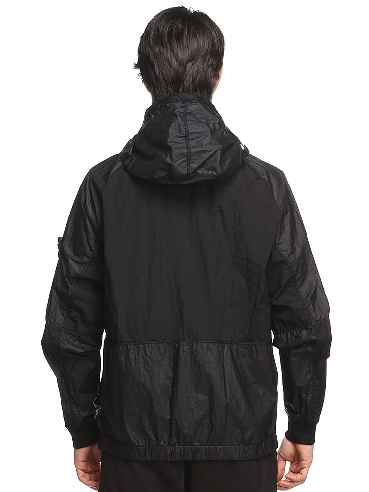 STONE ISLAND (ストーンアイランド) バックル付きフード ロゴパッチ