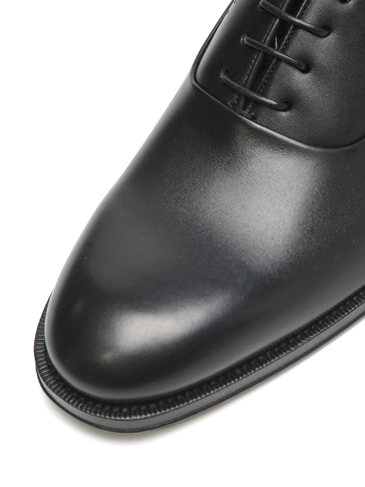 Salvatore Ferragamo (サルヴァトーレフェラガモ) レザー プレーントゥ