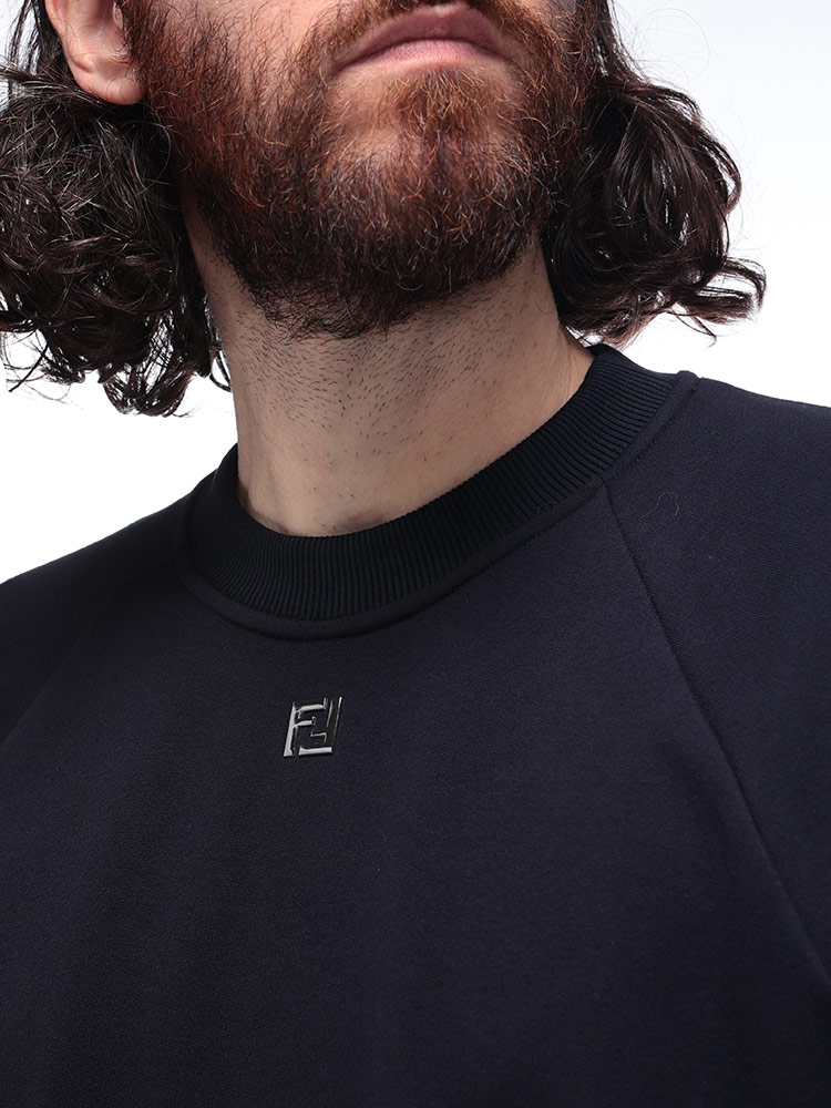 FENDI (フェンディ) ワンポイントロゴ クルーネック トレーナー