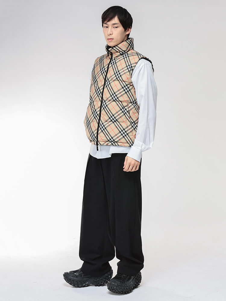 BURBERRY (バーバリー) ロゴ リバーシブル チェック 無地 ダウンベスト