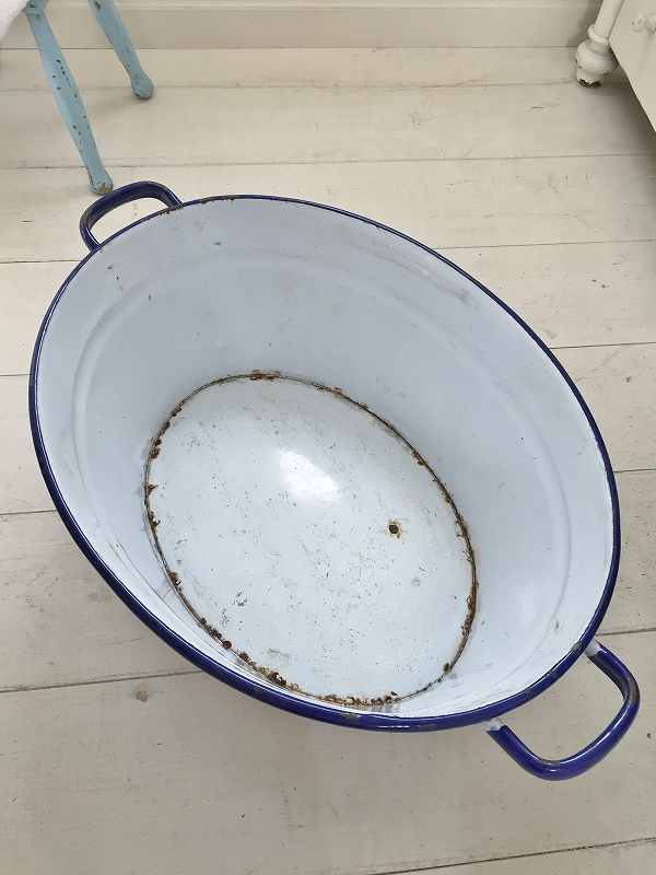 フランスホーロー製ベビーバスはかわいいアンティークネットショップ