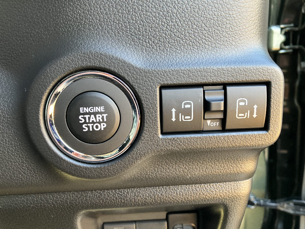 スペーシアギア｜在庫車情報｜ナオイオート軽未使用車専門店の最新在庫