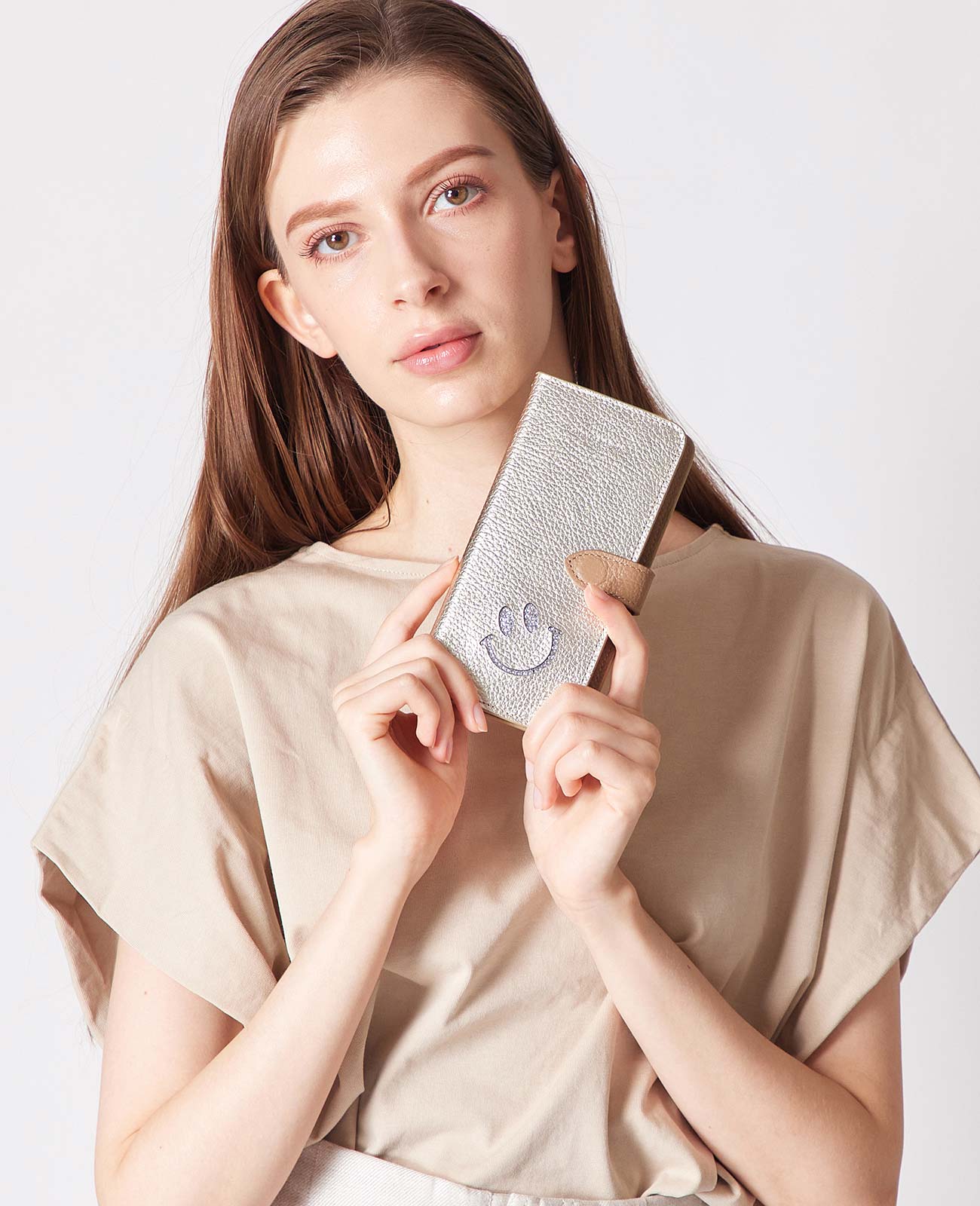 スマイル 多機種対応 手帳型スマホケース 1981