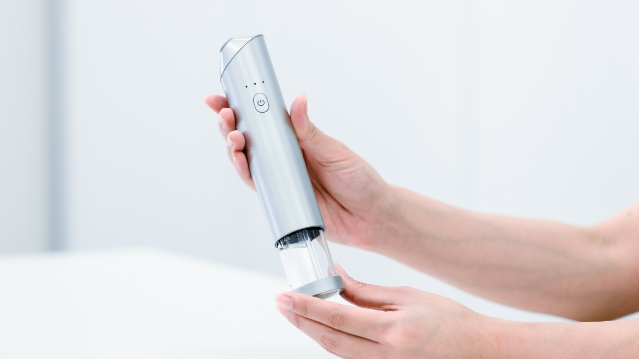 毛穴ケアに徹底的に特化して開発した、アクアピーリングデバイス（毛穴