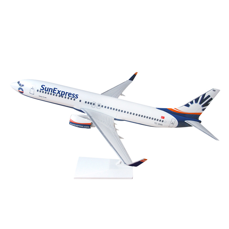 サンエクスプレス 1/100 B737-800 スケールプラスチックモデル飛行機