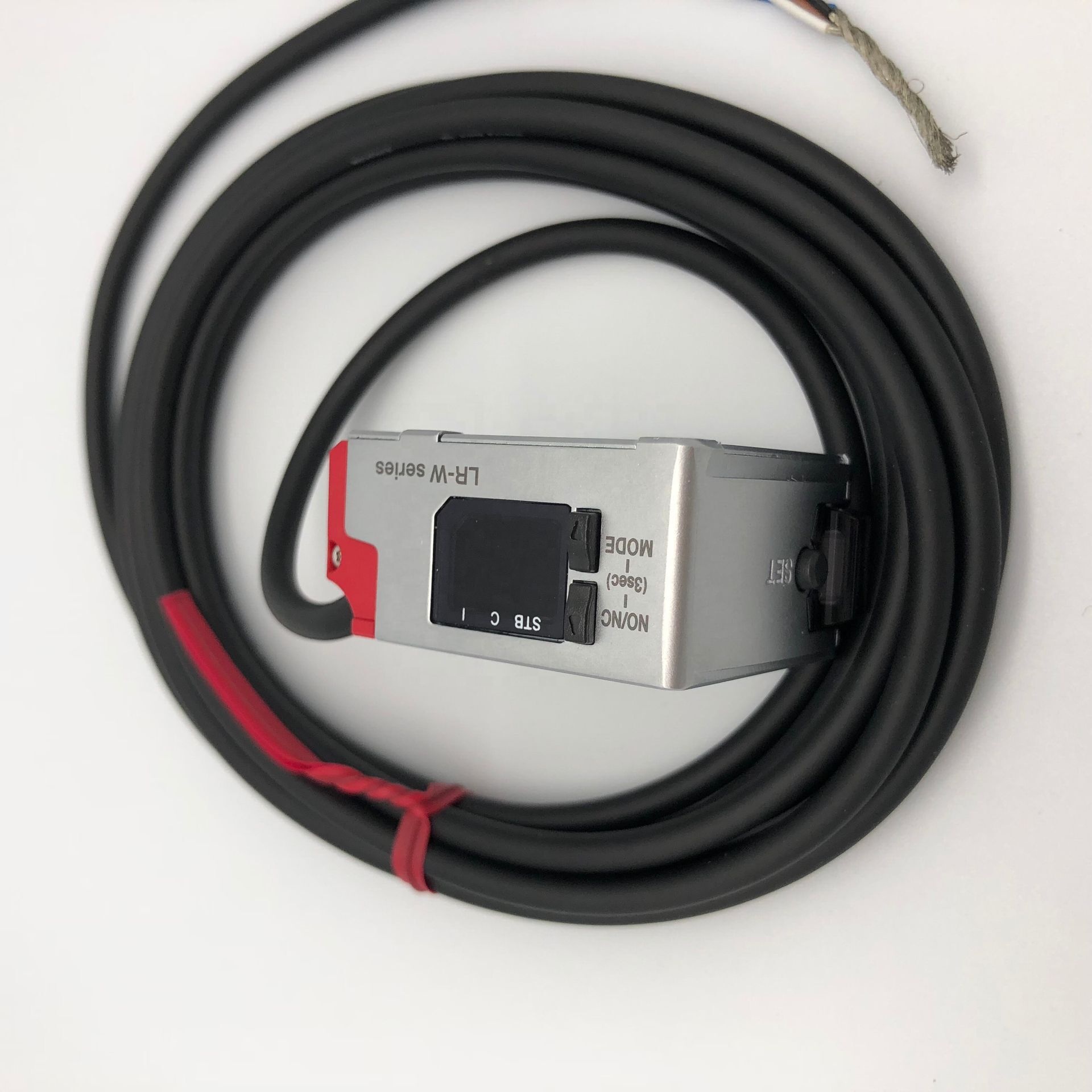 KEYENCE LR-W70 - Self-Contained Full-Spectrum Sensor