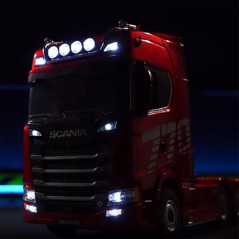 Huina 1501 1:18スケールScania 770S V8ライセンス電動RCトレーラー