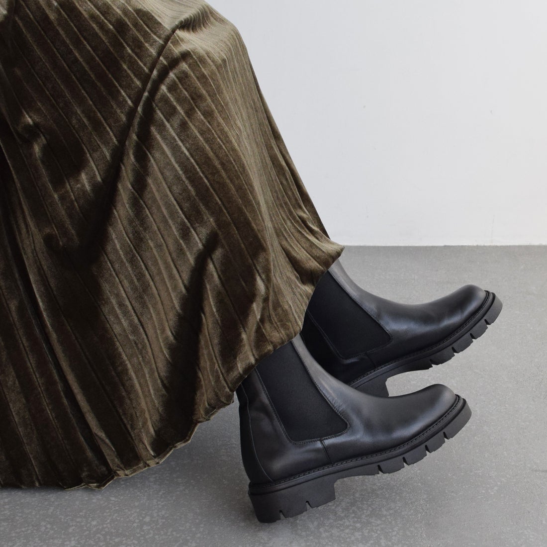 コルソローマ ノーヴェ CORSO ROMA 9 トラックソールサイドゴアブーツ