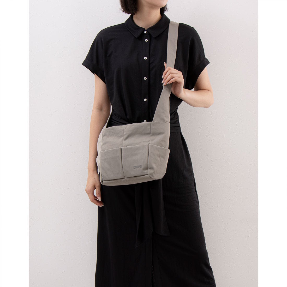 カンペール CAMPER Tia ショルダーバッグ （グレー） -靴
