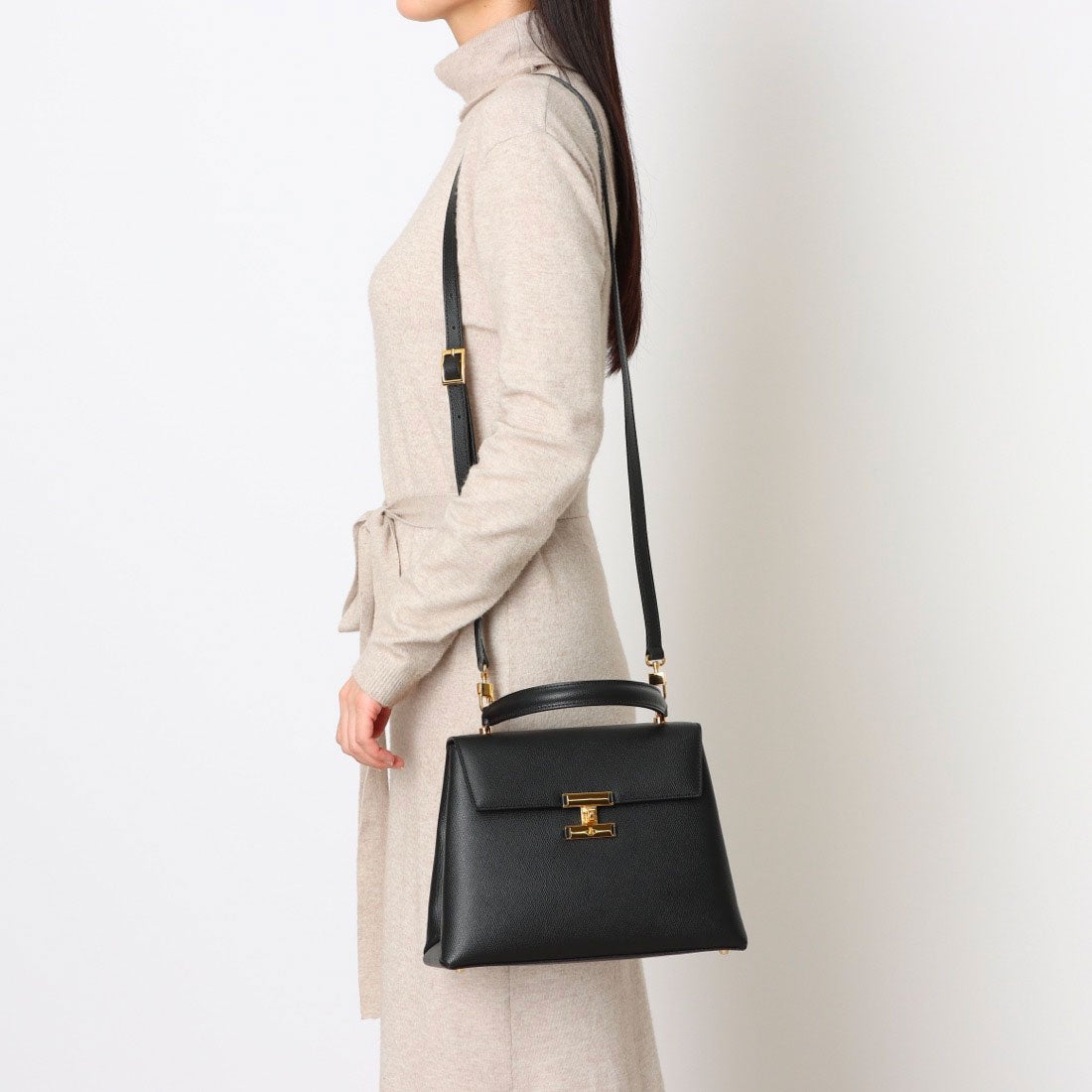 カルボッティ CARBOTTI ハンドバッグ （Black） -ファッション通販