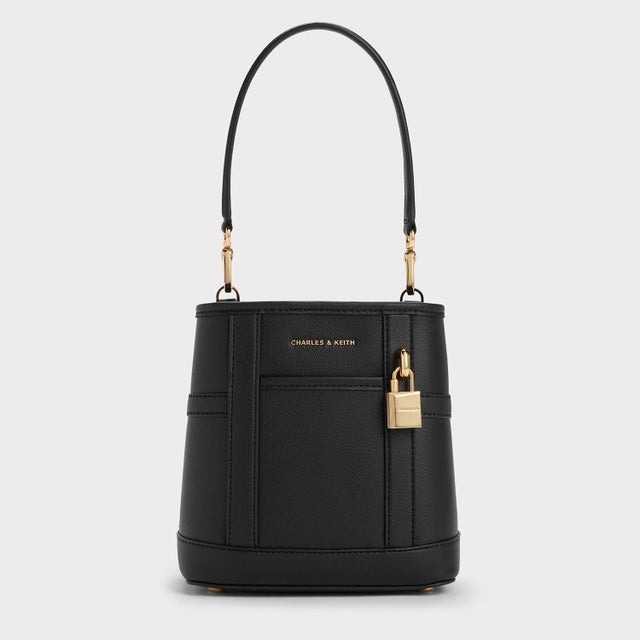 CHARLES & KEITH Chance チャンス メタリックアクセントバケットバッグ