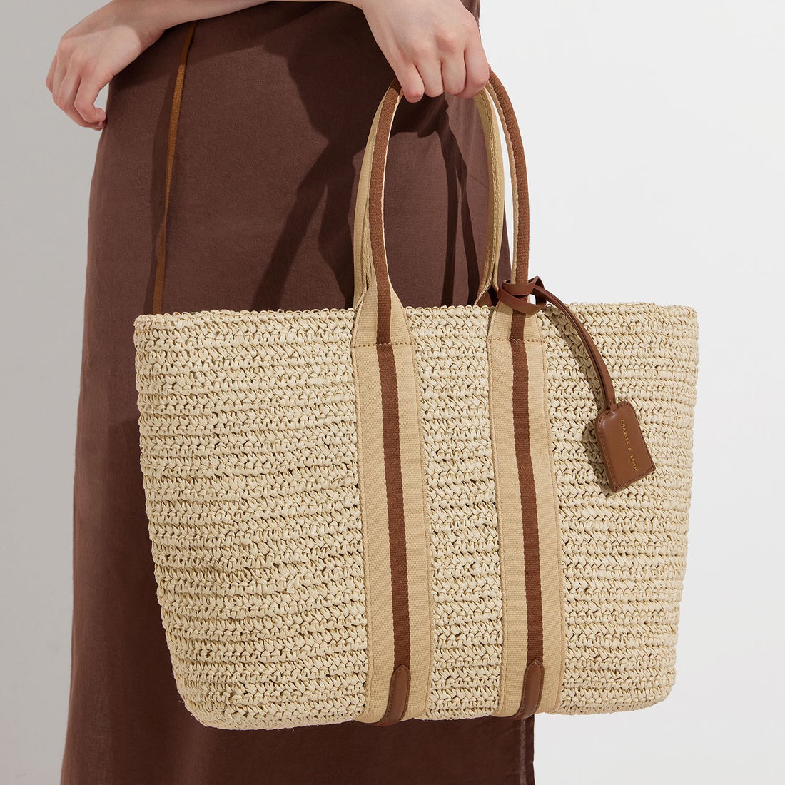 美品】チャールズアンドキース ドルチェヴィータ ラフィア トート