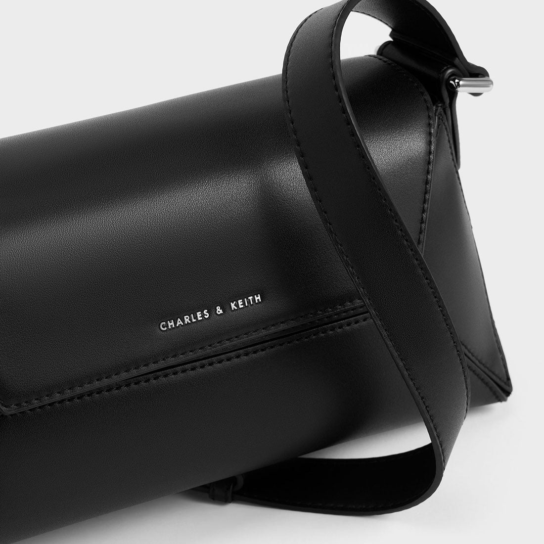 CHARLES & KEITH Nasrin ナスリン ジオメトリックショルダーバッグ