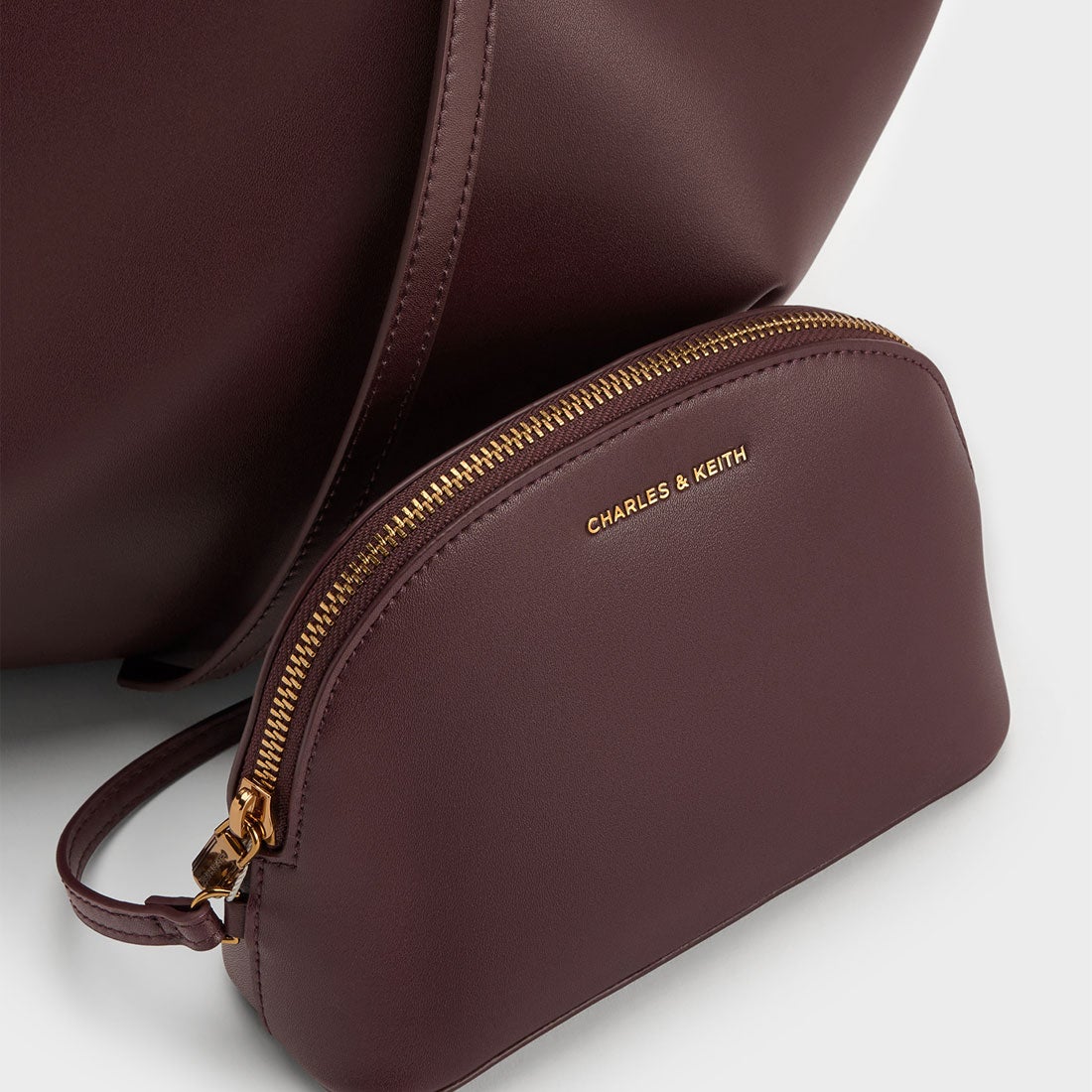 CHARLES & KEITH Calla カルラ ラージトートバッグ （Wineberry Red