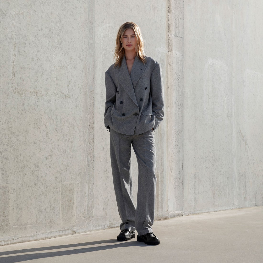 CHARLES & KEITH カバードリッジソール ローファー 【再入荷