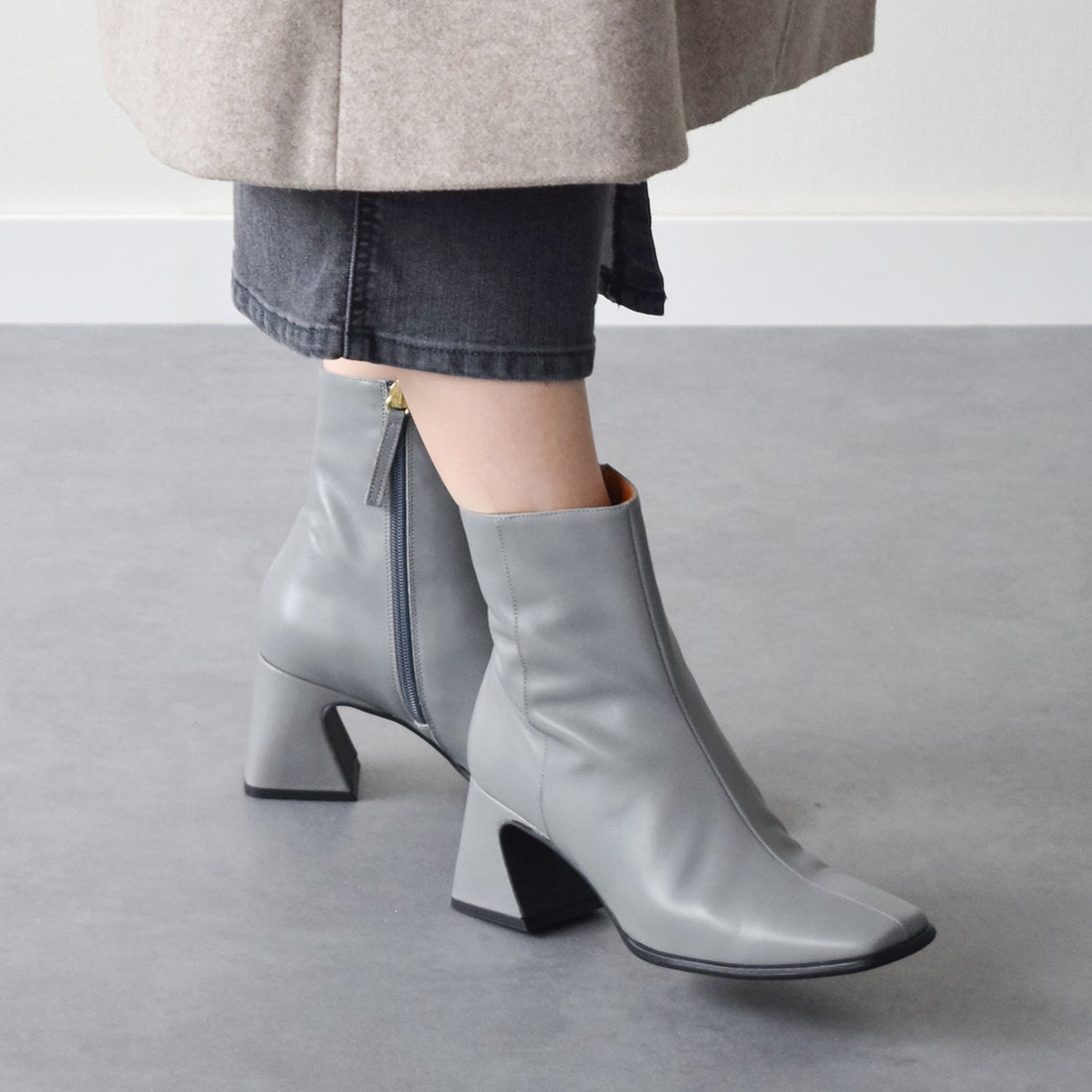 け*ろ様 yello スパイラルブーツ シルバー け*ろ様 yello スパイラル