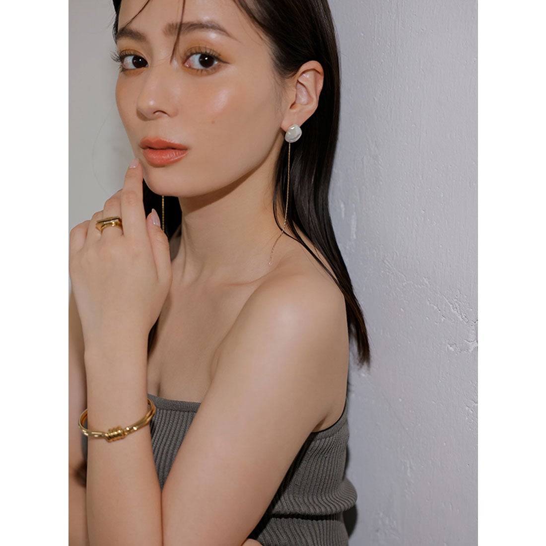 アニュアンス anuans ホールガーメントペプラムニットキャミソール