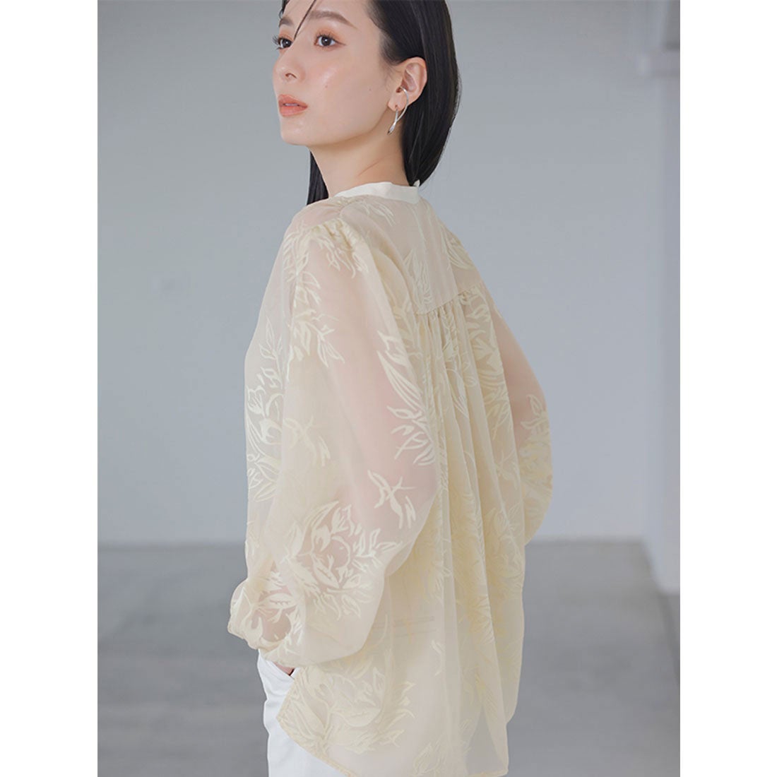 アニュアンス anuans スキッパーネックオパールブラウス （ECRU） -靴