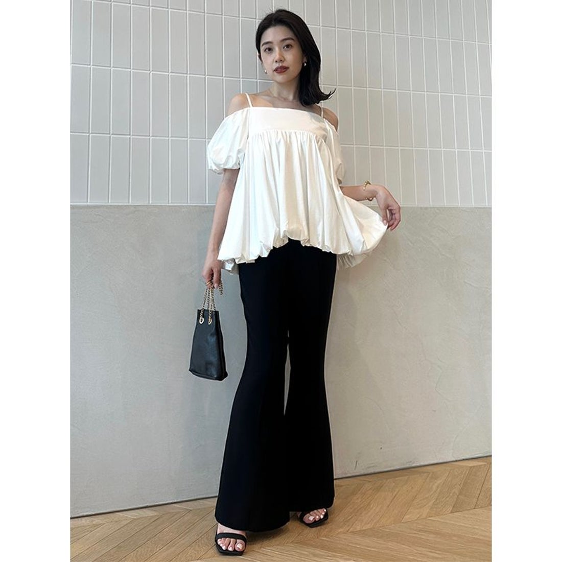 アニュアンス anuans オフショルダーバルーンキャミソール （BLACK