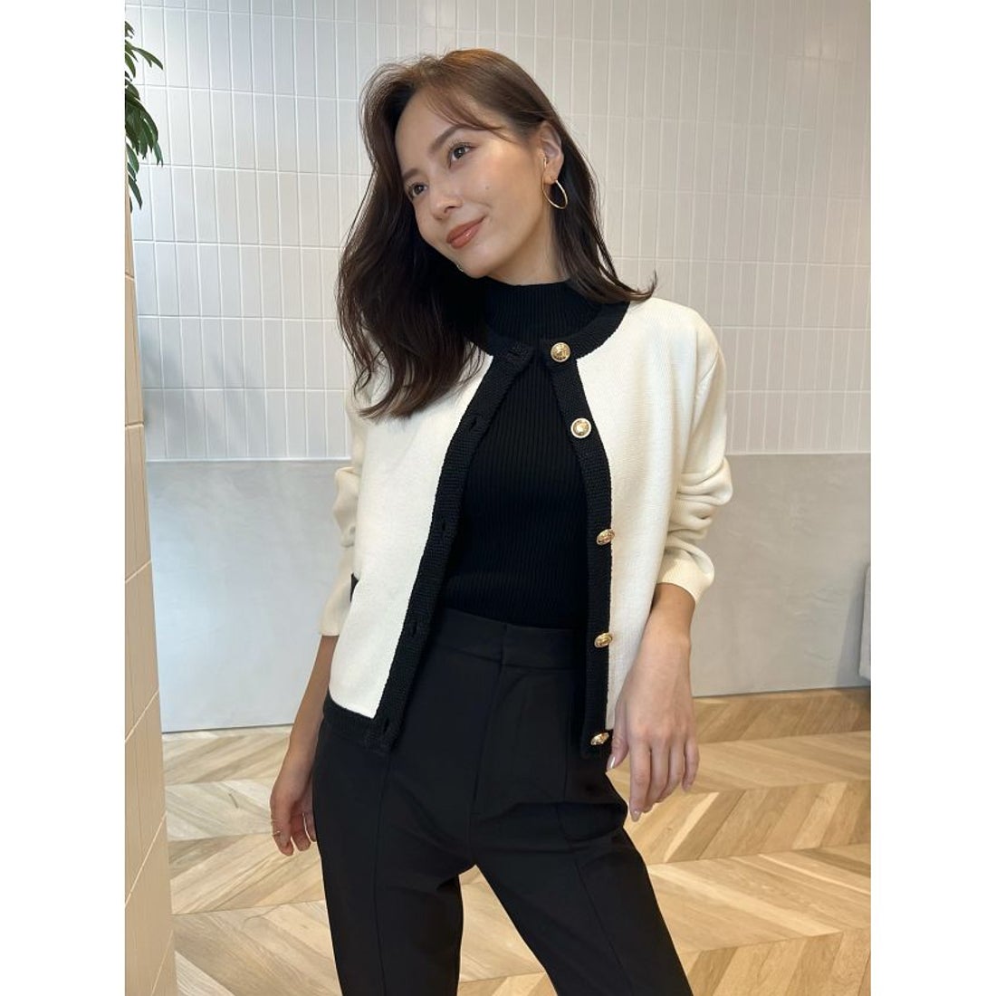 アニュアンス anuans オリジナルボタンノーカラーニットジャケット