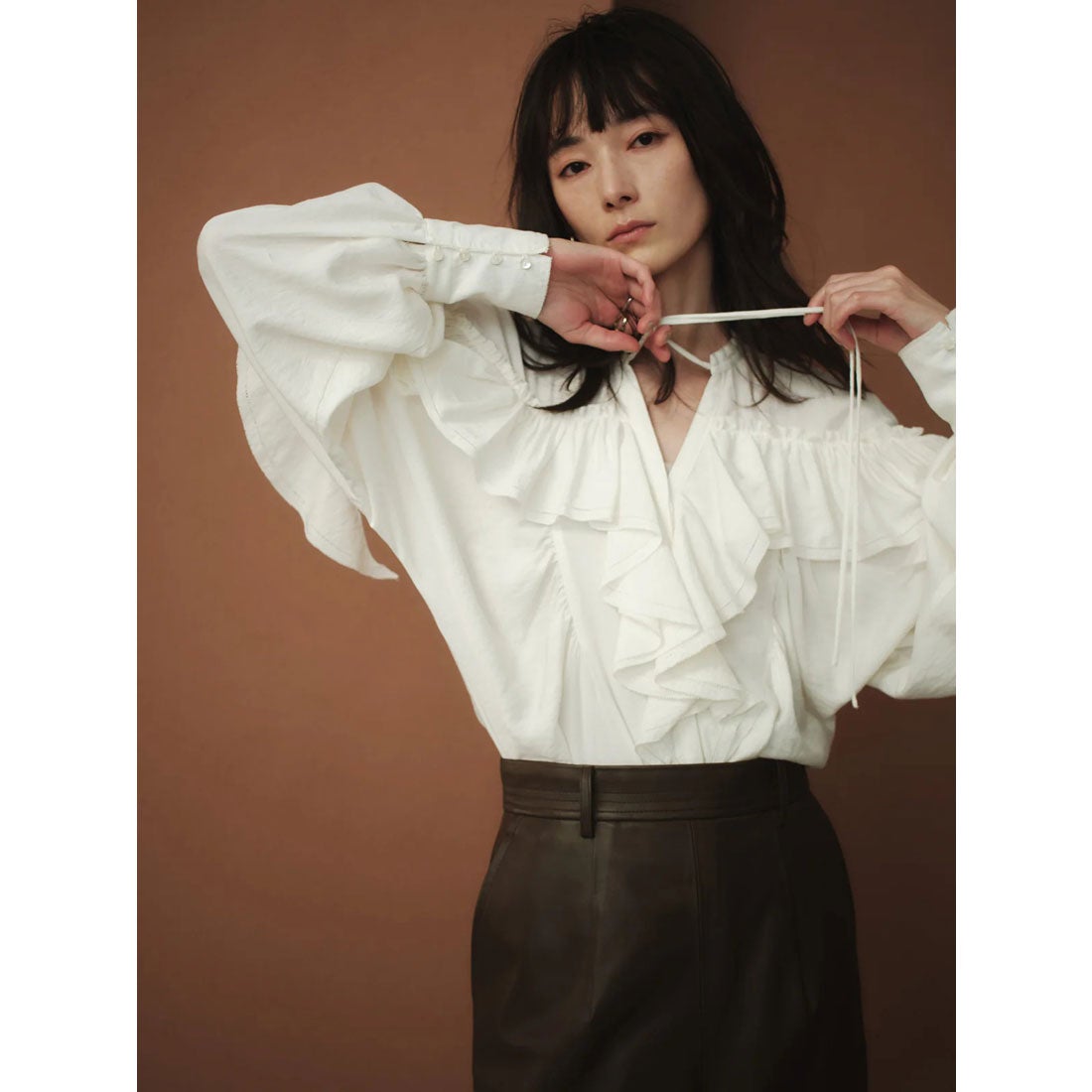 アニュアンス anuans リンクルラッフルブラウス （BEIGE） -靴