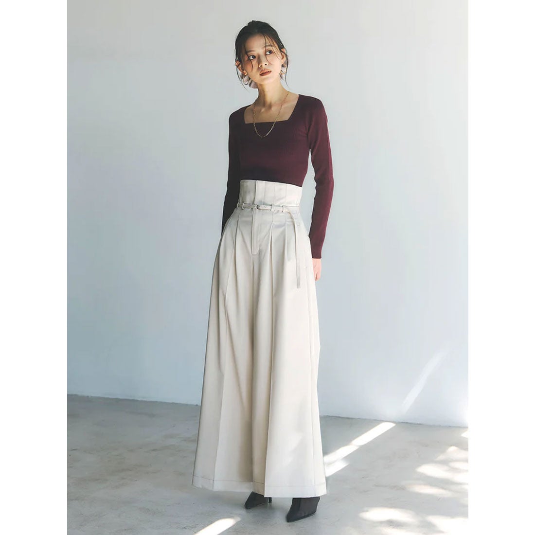 アニュアンス anuans シルクカシミアブレンドデコルテリブニット