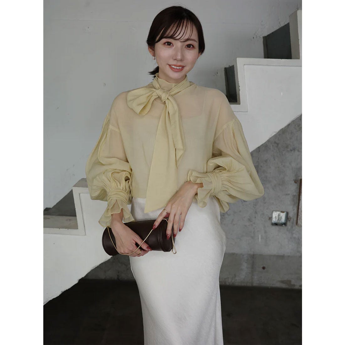 アニュアンス anuans ハイネックシアーボウタイブラウス （BLACK