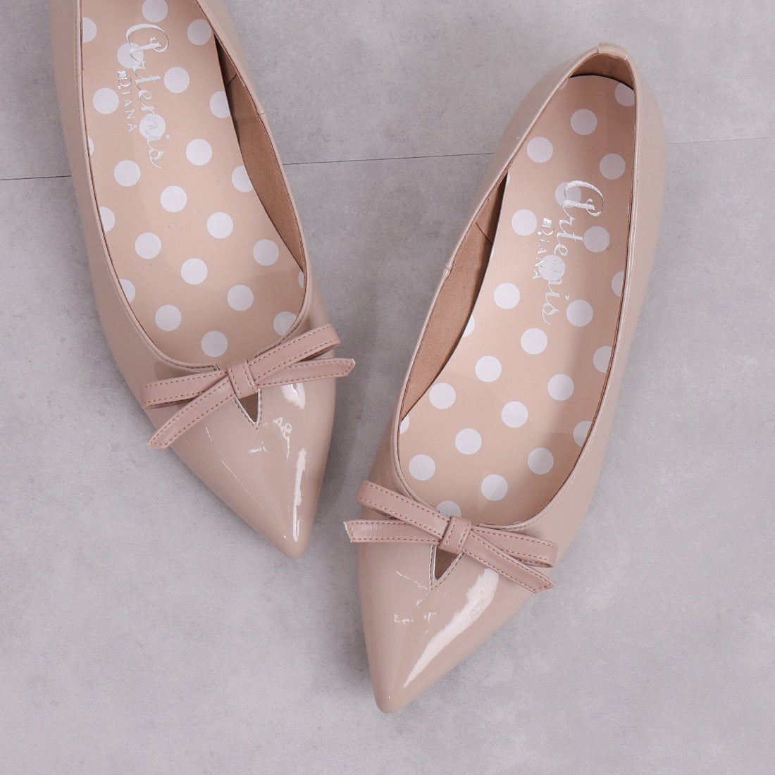 アルテミス バイ ダイアナ artemis by DIANA リボンモチーフポイン