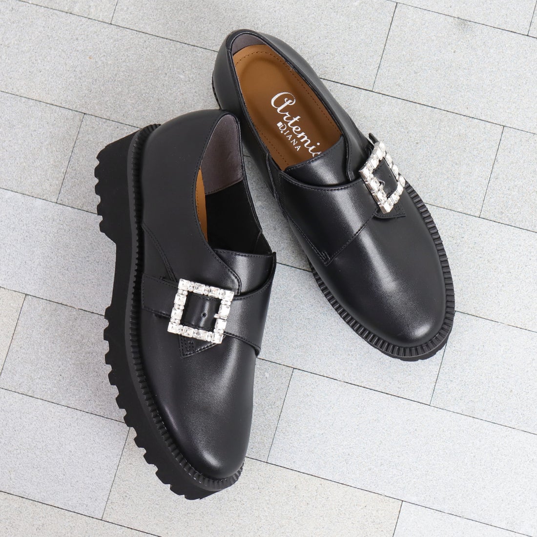 アルテミス バイ ダイアナ artemis by DIANA 厚底ビジューバックル