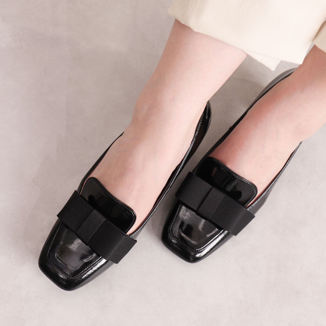 アルテミス バイ ダイアナ artemis by DIANA グログランリボンヒール