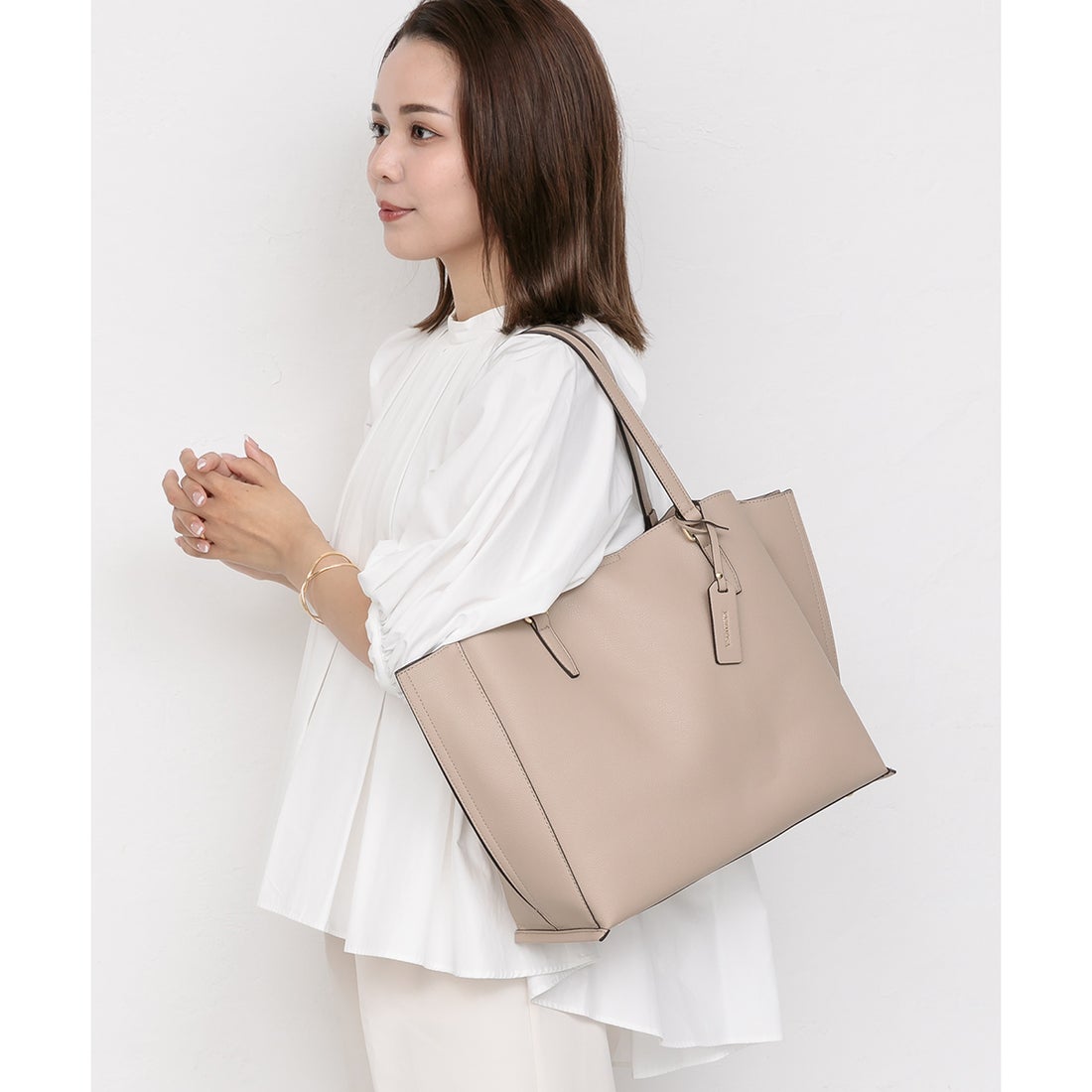 BASE 【A4対応】3層タイプ フェイクレザー トートバッグ -靴