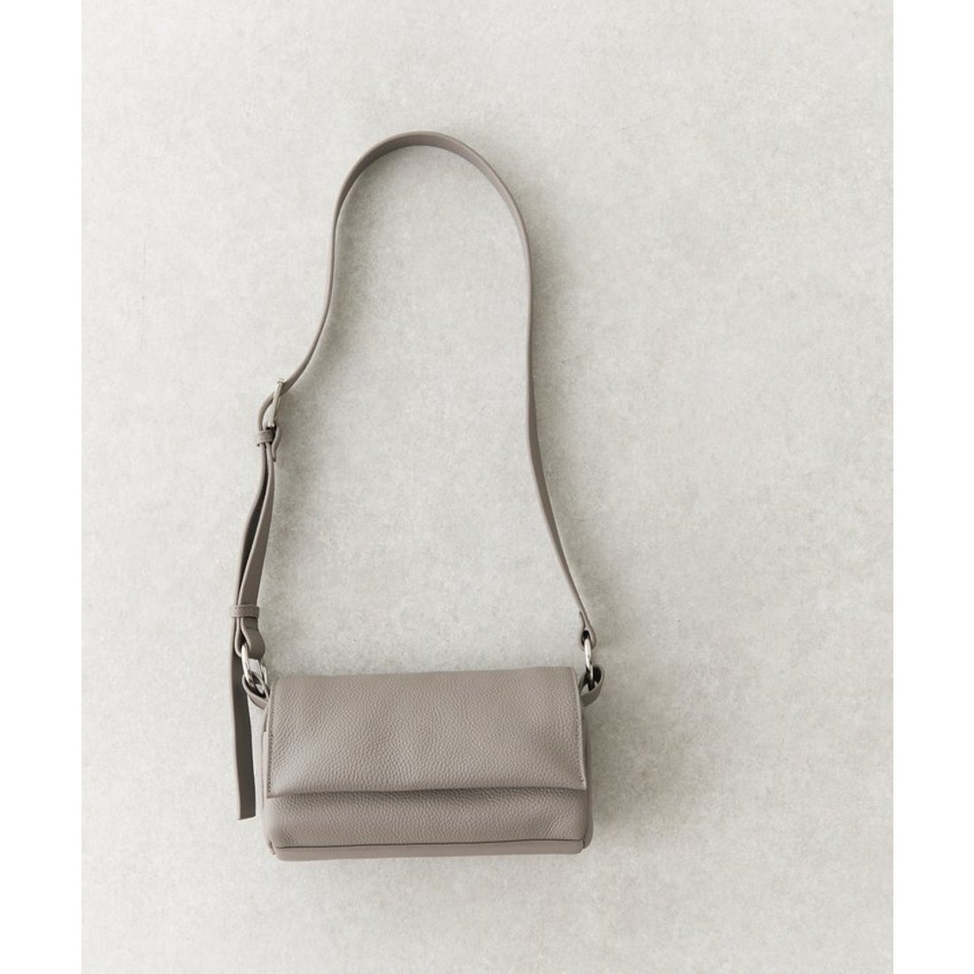 ビアズリー BEARDSLEY 《9/23(火)12時予約開始》ミニレザーボディ