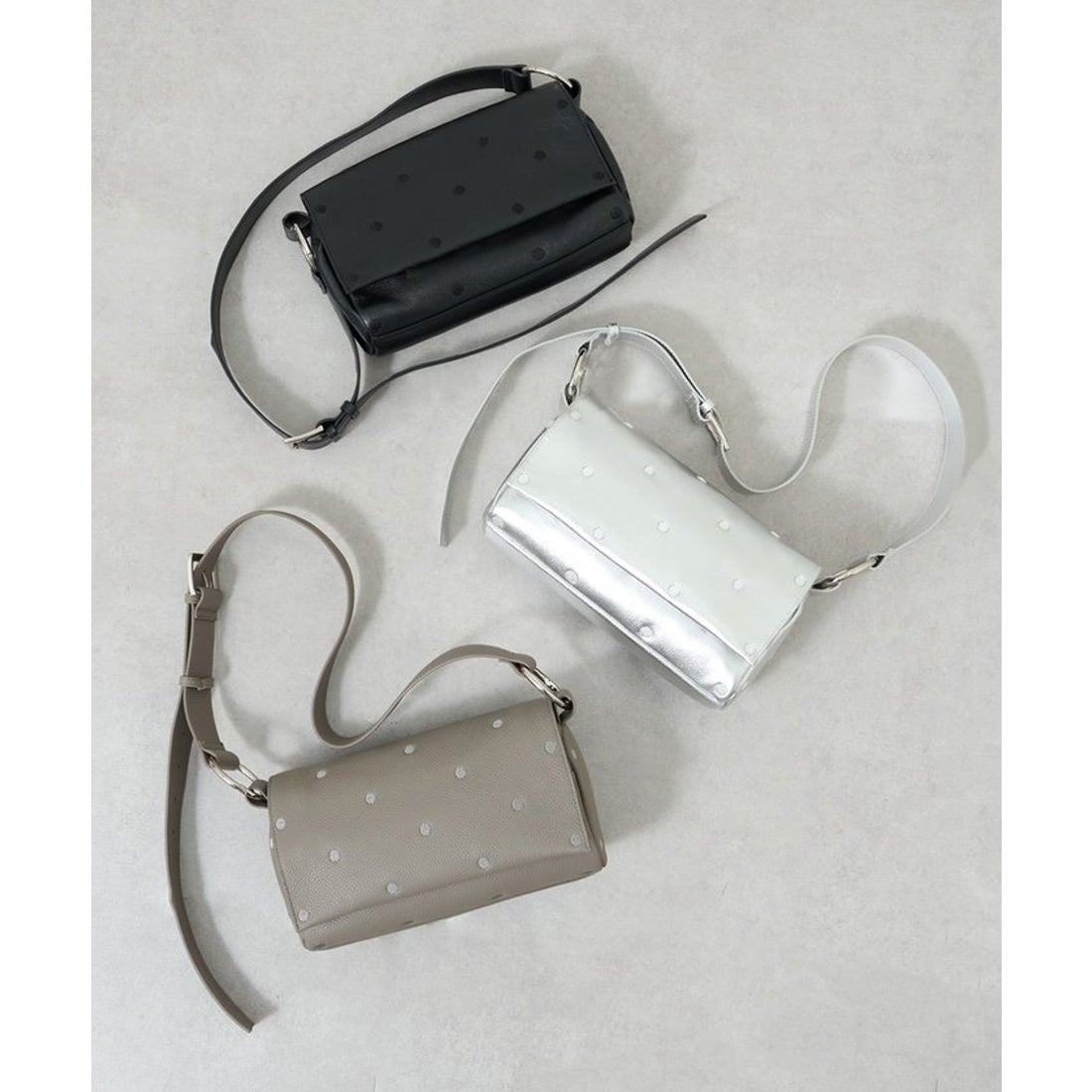 ビアズリー BEARDSLEY ドットボディバッグ （black） -靴