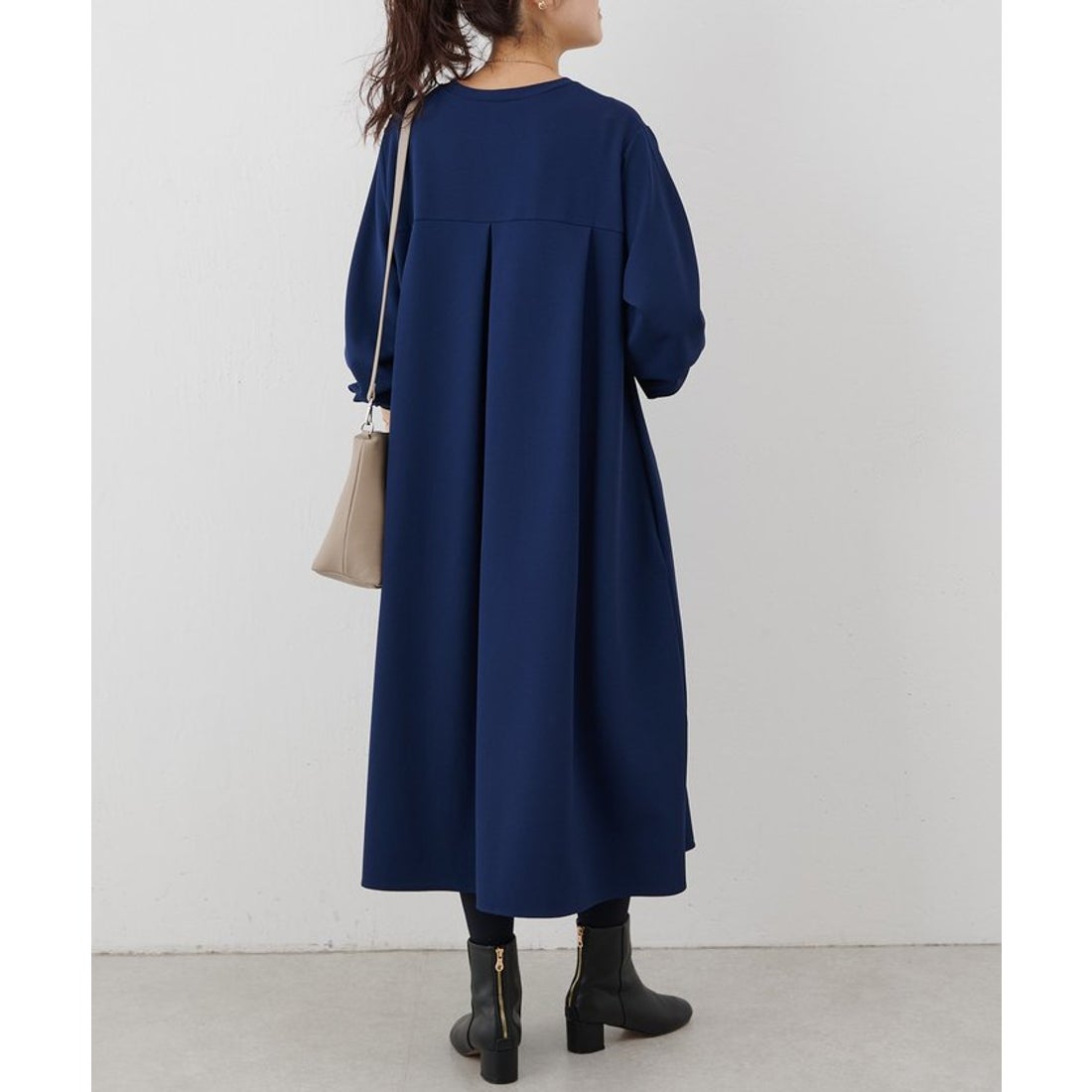 ビアズリー BEARDSLEY Tワンピース （black） -ファッション通販