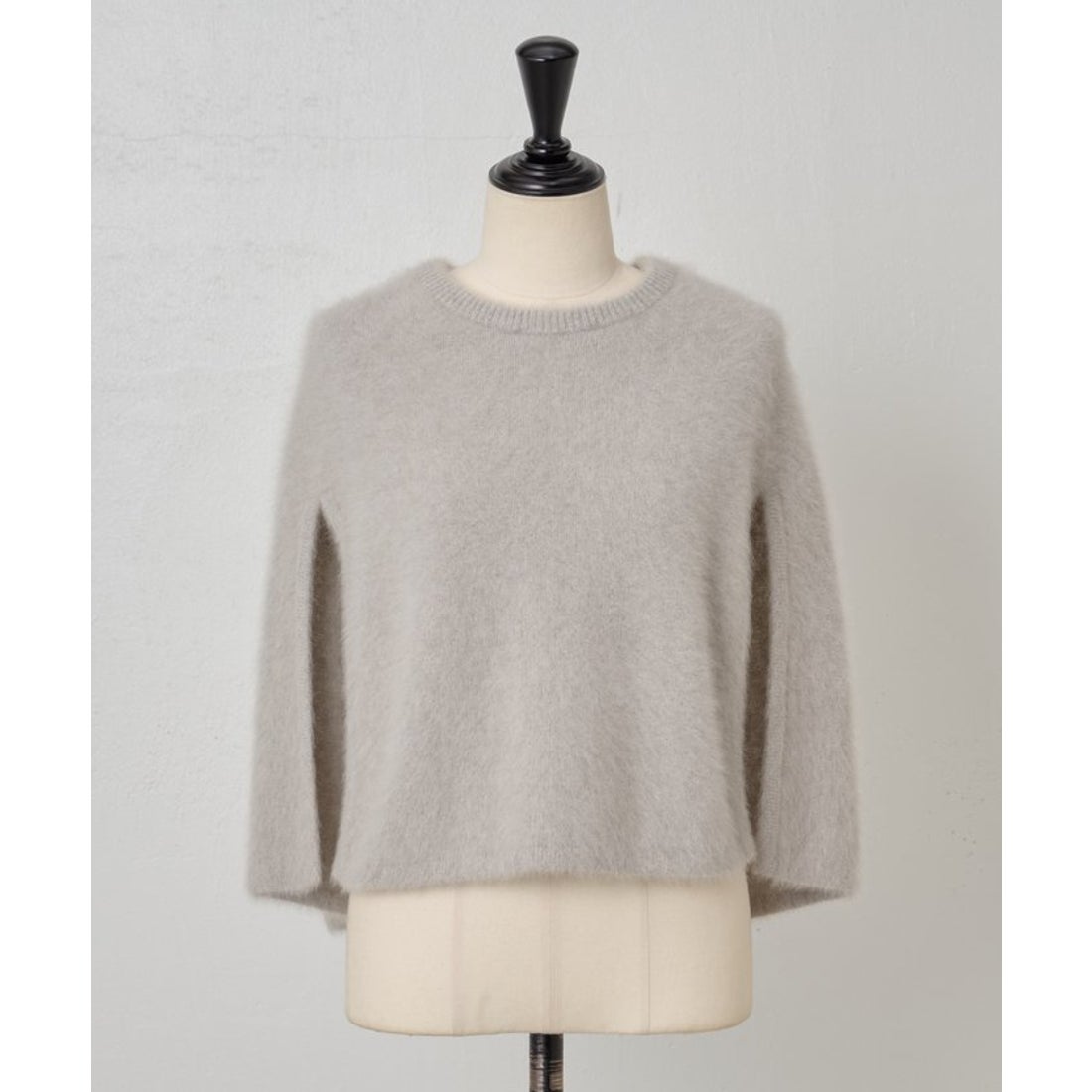 ビアズリー BEARDSLEY 《6/16(月)12:00予約開始》ファーニットポンチョ