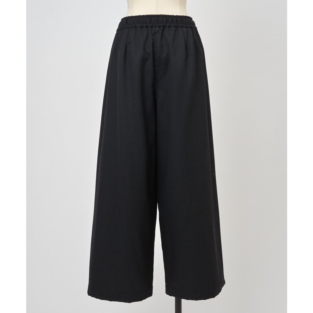 ビアズリー BEARDSLEY デニムライクウールバギーパンツ （ivory