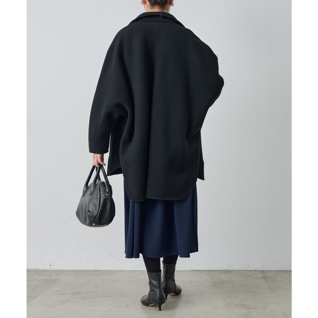 ビアズリー BEARDSLEY 《8/14(木)12時予約》ドルマンリバーコート