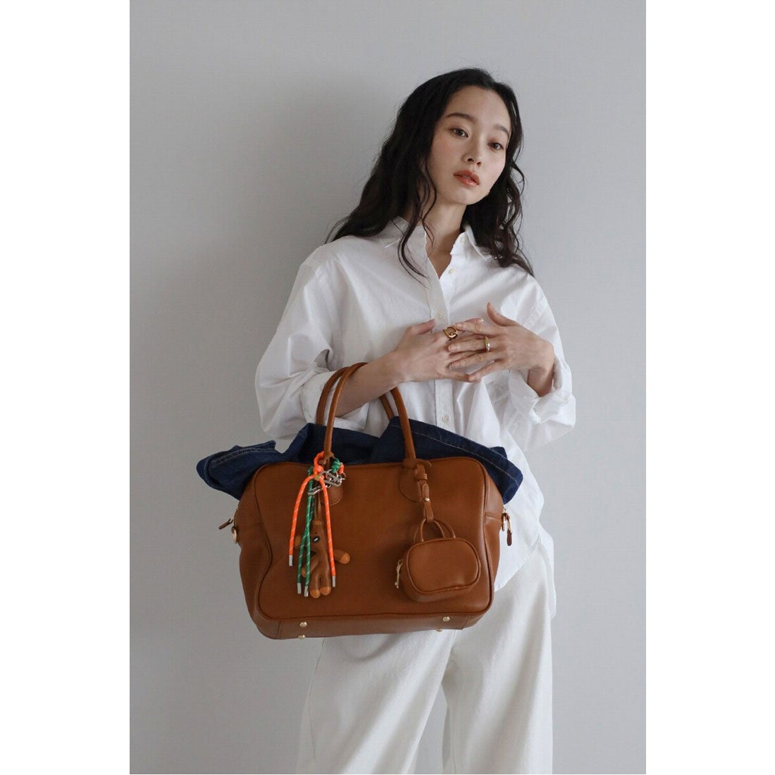 ボンジュールサガン BONJOUR SAGAN 【牛革】ミニバッグチャーム付き