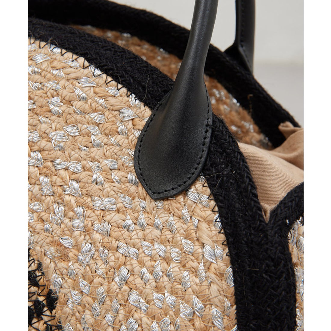 ガリャルダガランテ GALLARDAGALANTE 【Jhuri Shate】ハーフサークル