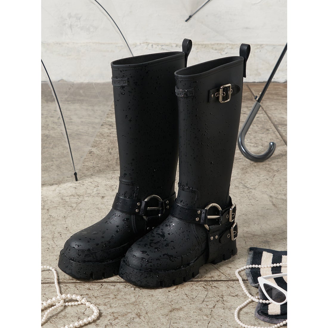 ダーリッチ Darich ハーネスラバーブーツ （ブラック） - ファッション