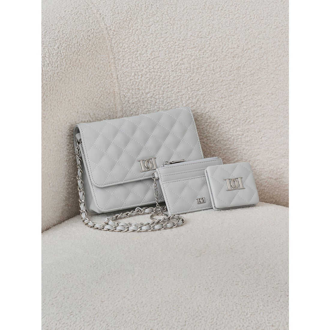 ダーリッチ Darich DDロゴキルティングトラベルセット （サックス