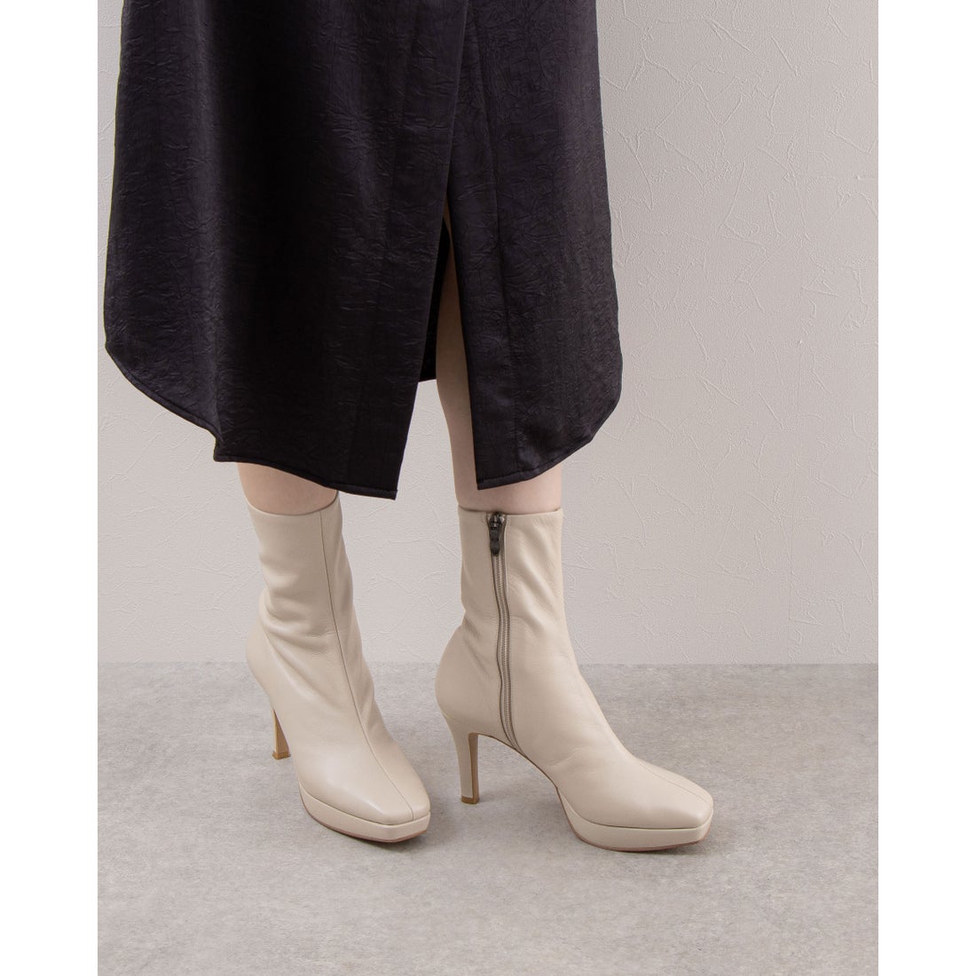 ダイアナ DIANA ハイストームショートブーツ （黒エナメル