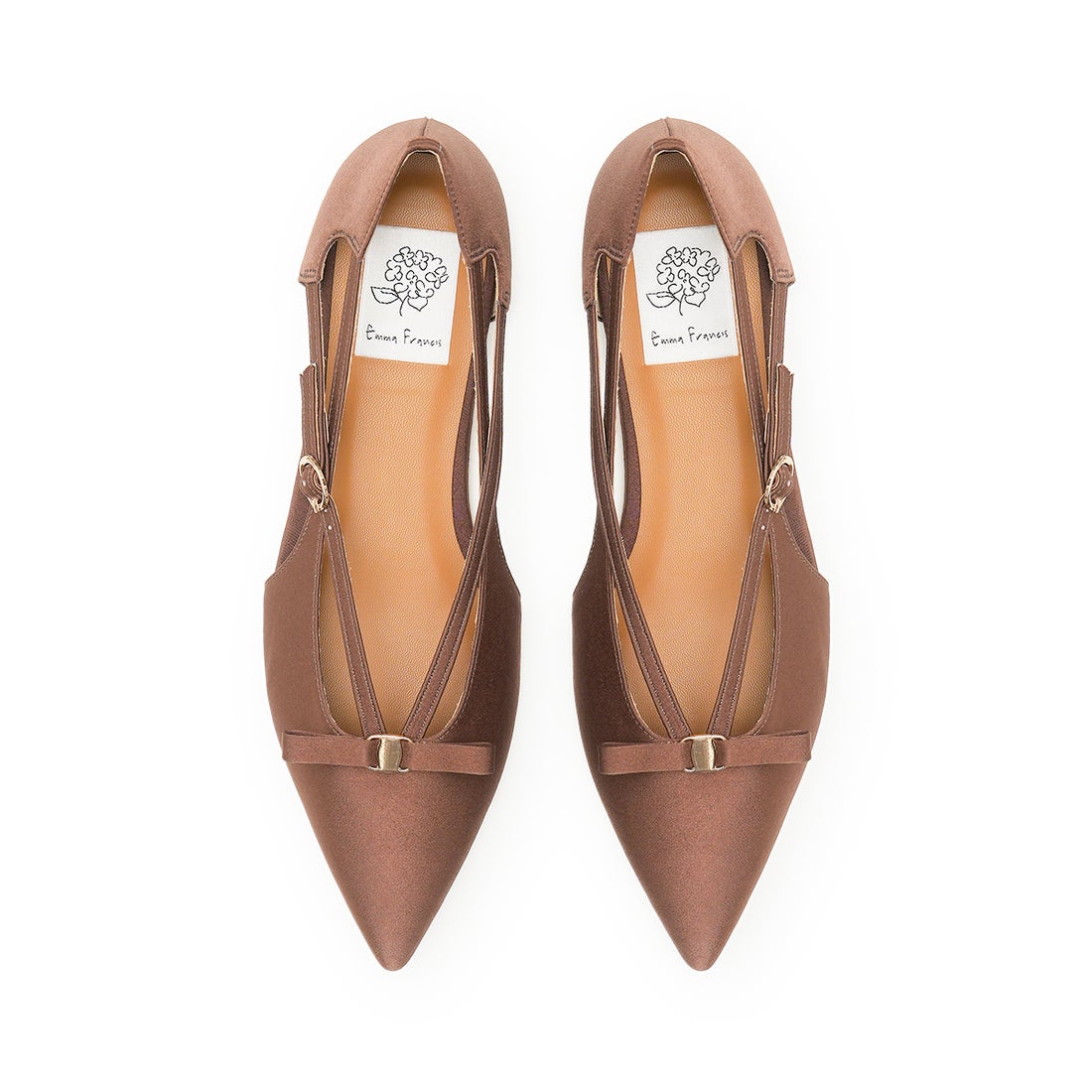 サテン サイドストラップ パンプス （ブラウン サテン） -Emma Francis