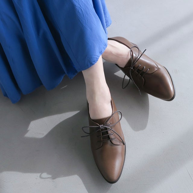 本革ポインテッドレースアップシューズ （チョコレート） -エンチャン