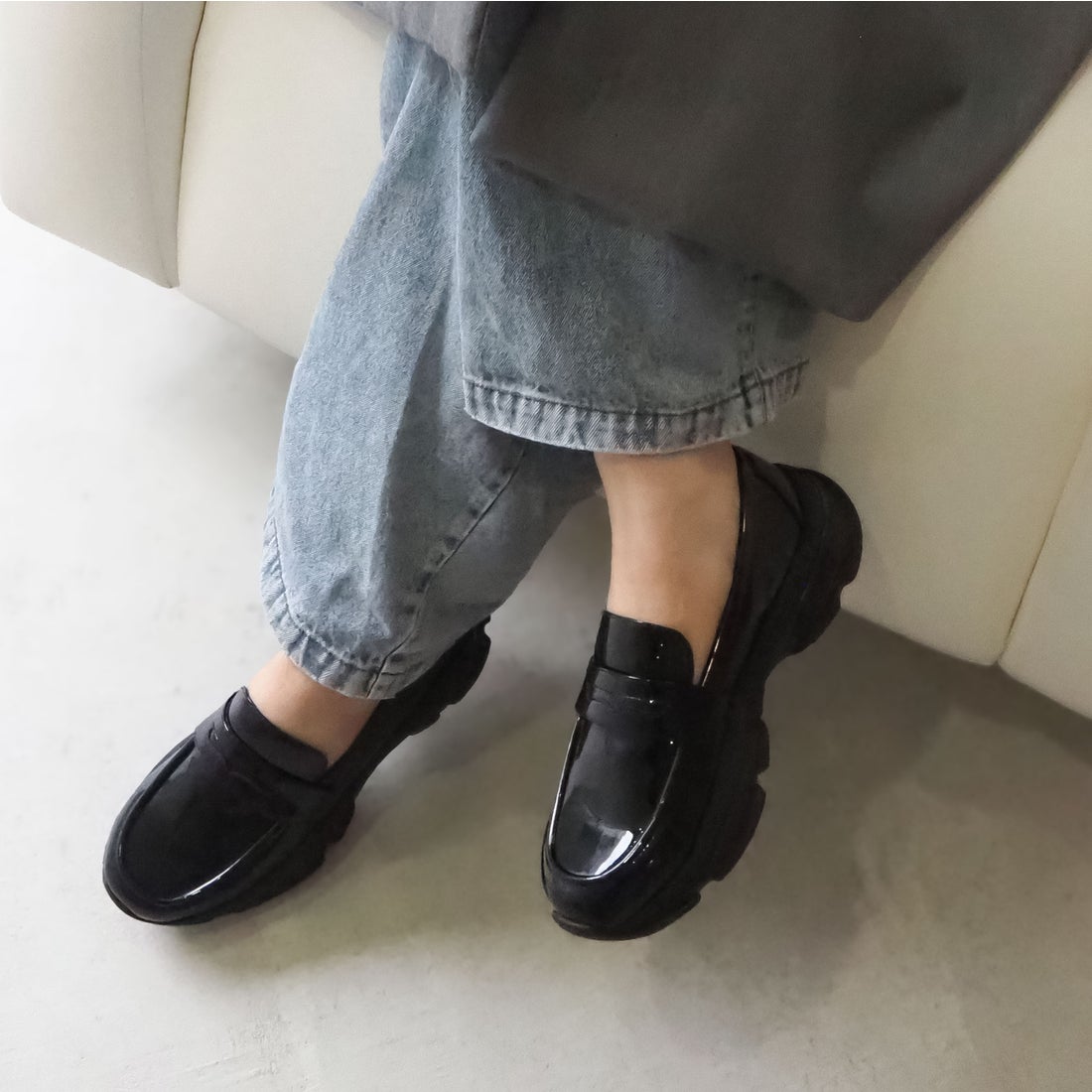 晴雨兼用ローファースニーカーシューズ （ブラックエナメル